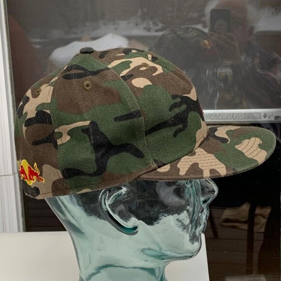 Red Bull Flat Brim Green FITTED (7 3/8) Camo Cap w/ Offset Logo on Crown. - Picture 5 of 9